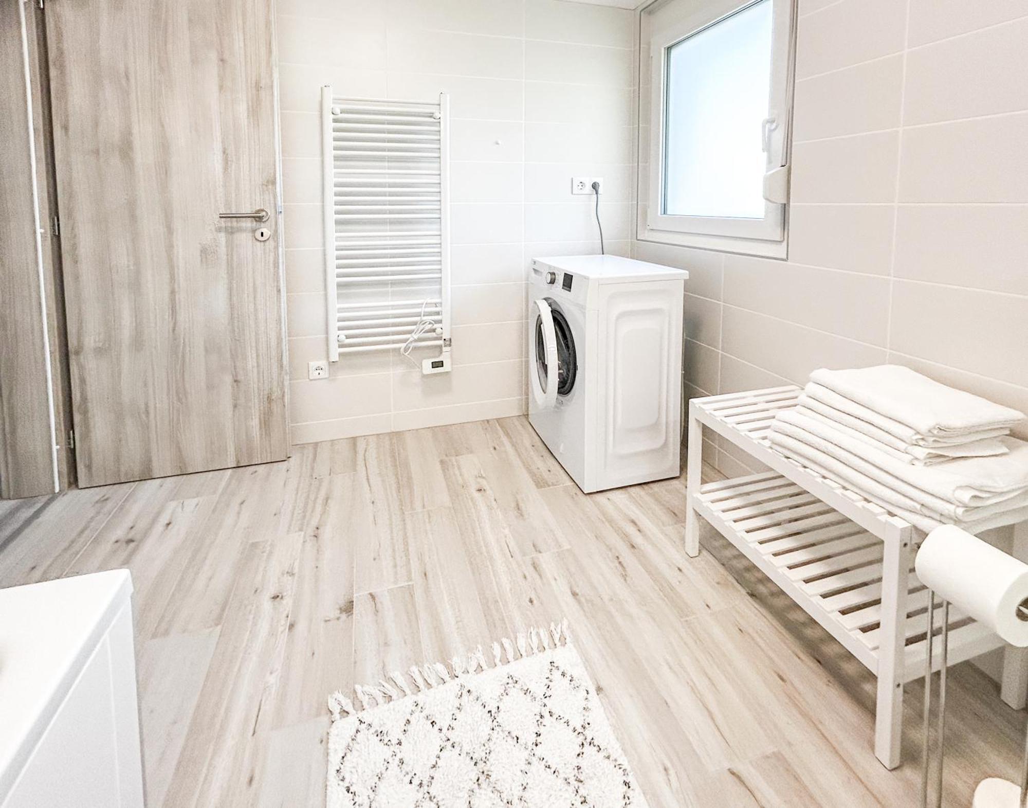 Komfort Home Bursport Bt. Haz Балатонфеньвеш Экстерьер фото